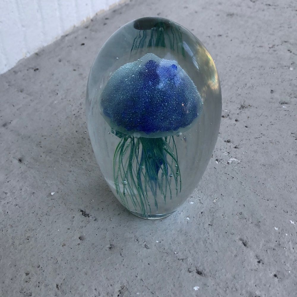 Vintage Jellyfish paperweight 